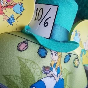 Disney alice in wonderland mickey hat